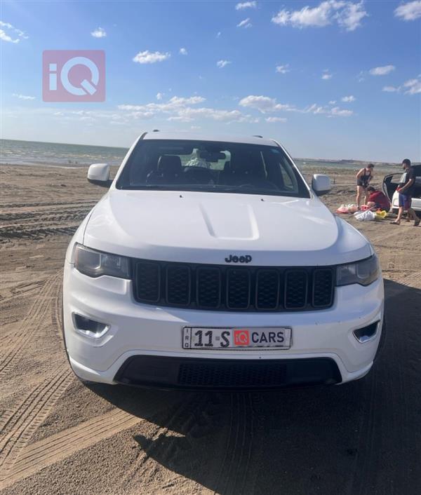 جيب جراند شيروكي 2021 للبيع في العراق -  بغداد